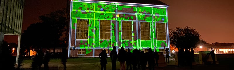 Wireless arcade terminals for outdoor interactive videomapping